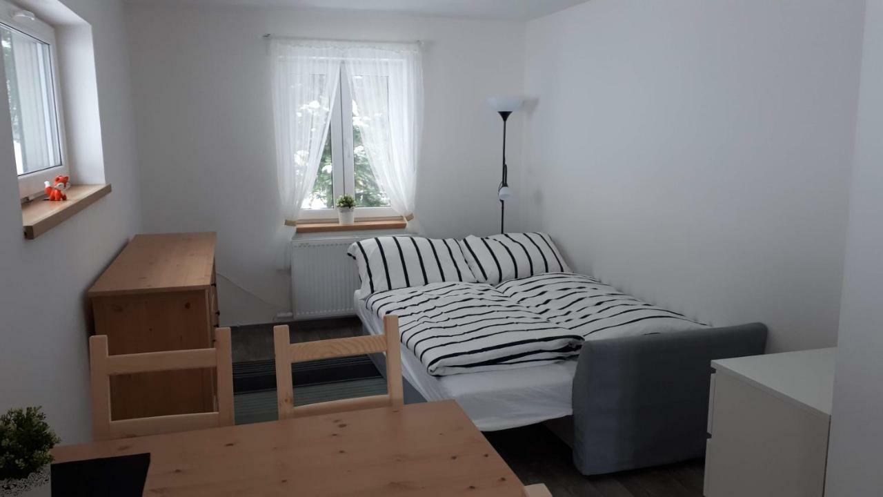 Apartman Liska V Peci - Apartmanovy Dum Horalka, بيتس بود سنيزكو المظهر الخارجي الصورة